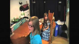 Watch What Happens When Parents Try to Serve Their Kids Pre-Chewed Food
